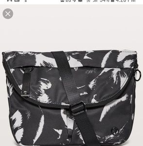 LULULEMON sold out All Night Festival bag NWT
